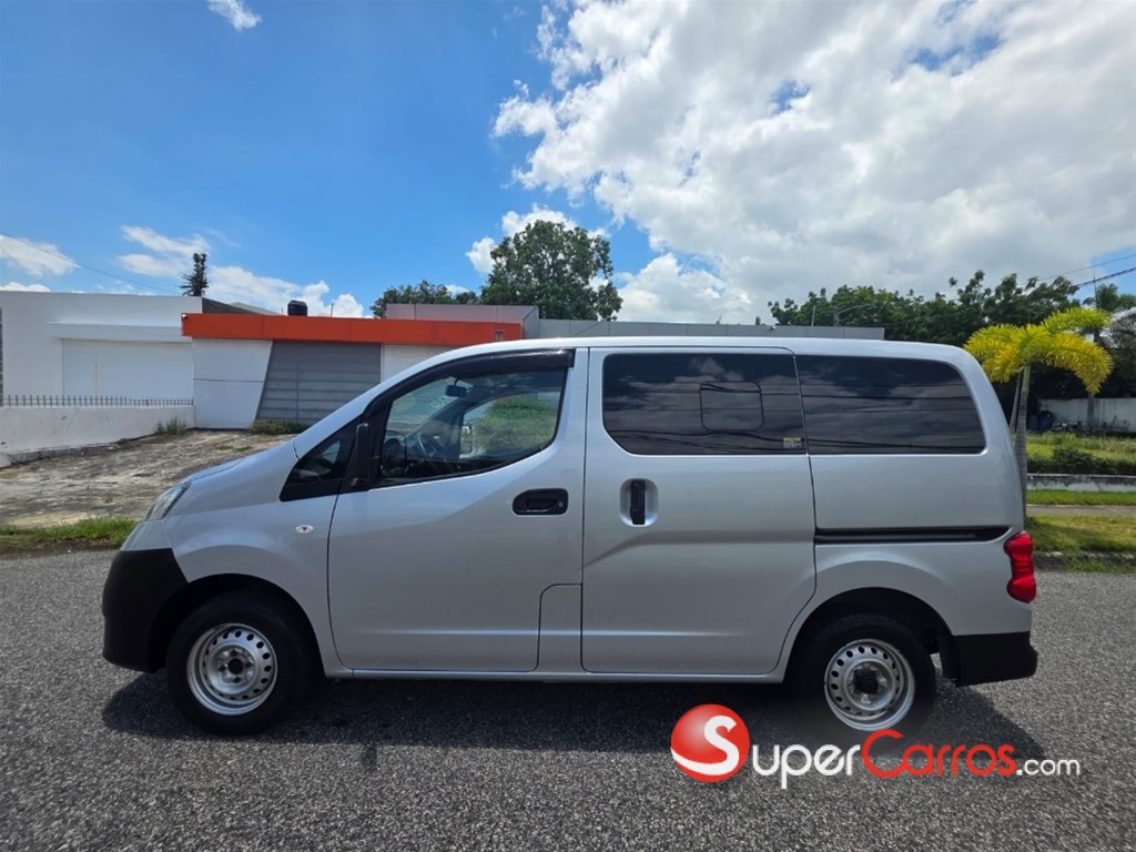 2019 Nissan NV 200 — foto 6 / 11
