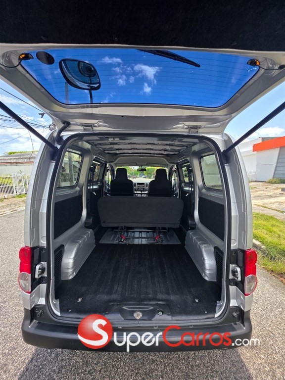 2019 Nissan NV 200 — foto 8 / 11