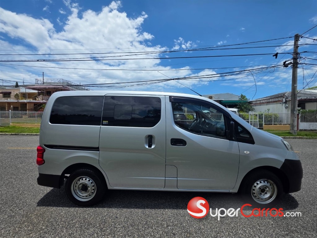 2019 Nissan NV 200 — foto 10 / 11