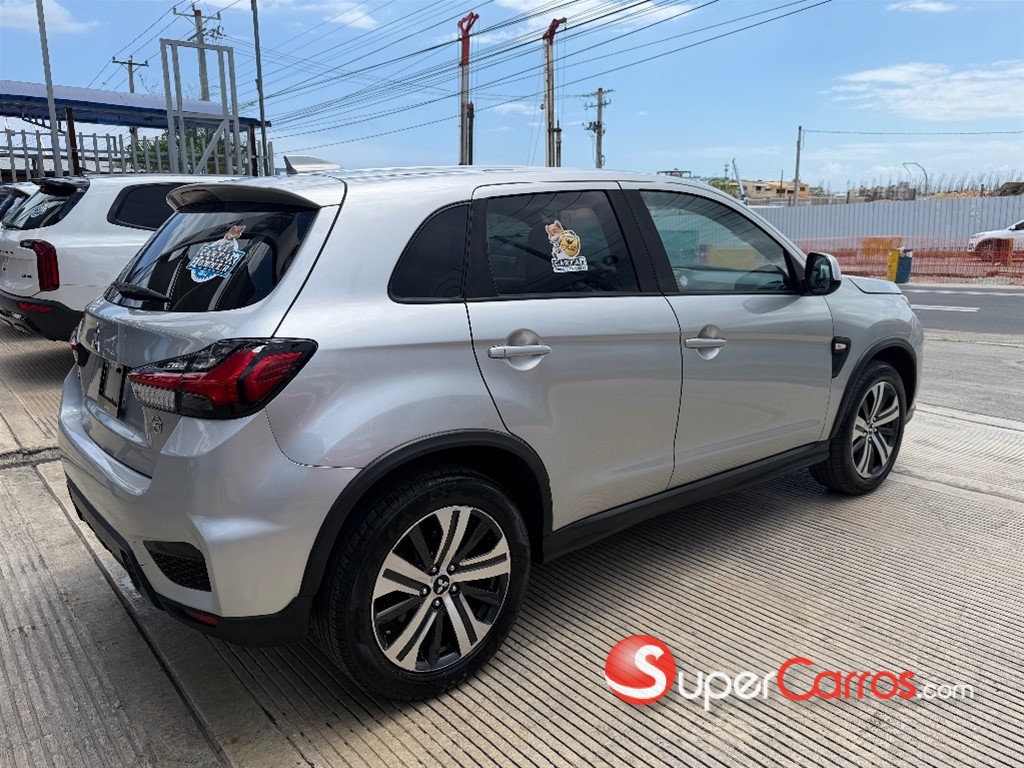 2020 Mitsubishi Motors Outlander Sport — foto 4 / 11