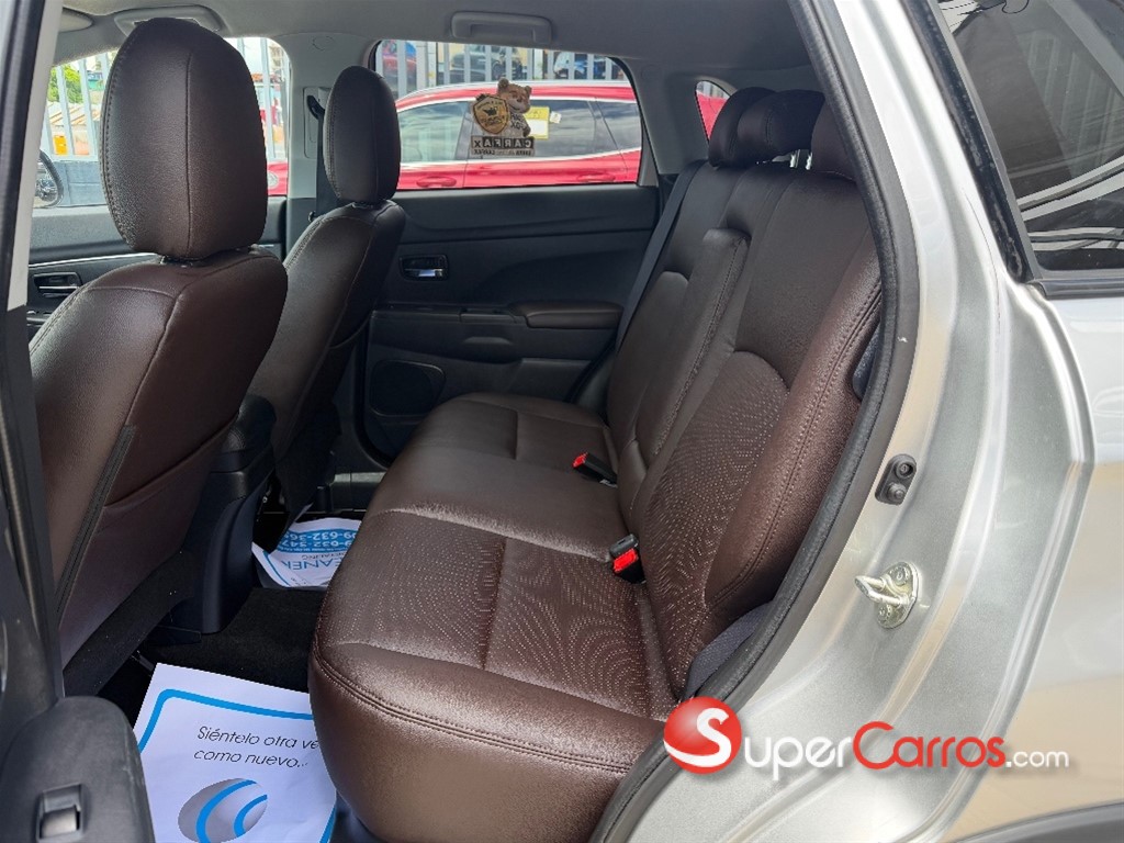 2020 Mitsubishi Motors Outlander Sport — foto 7 / 11