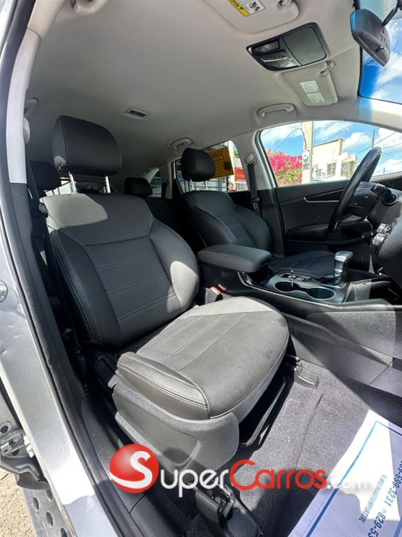 2020 Kia Sorento LX — foto 7 / 11