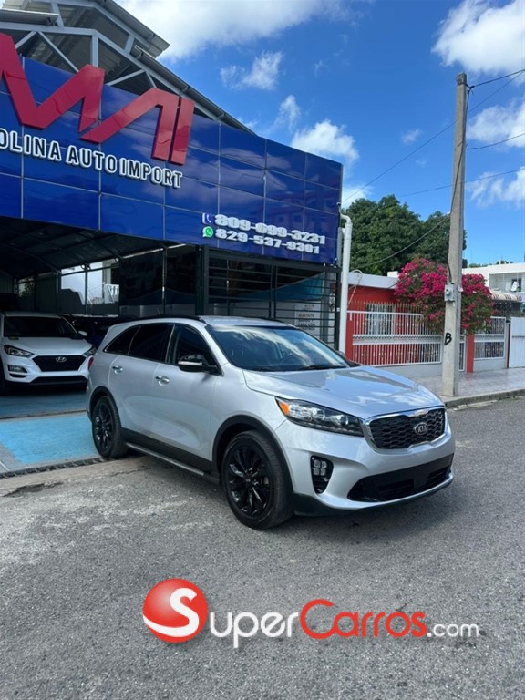2020 Kia Sorento LX — foto 8 / 11