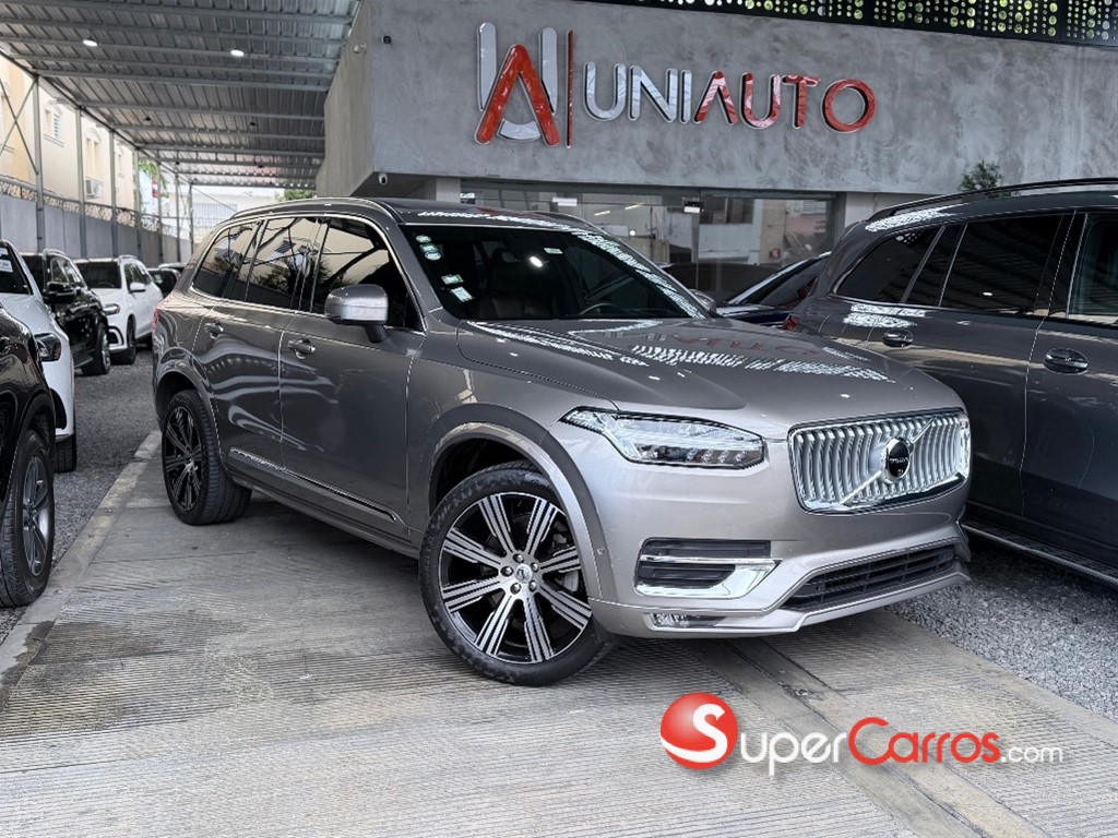 2022 Volvo XC90 Inscription B6