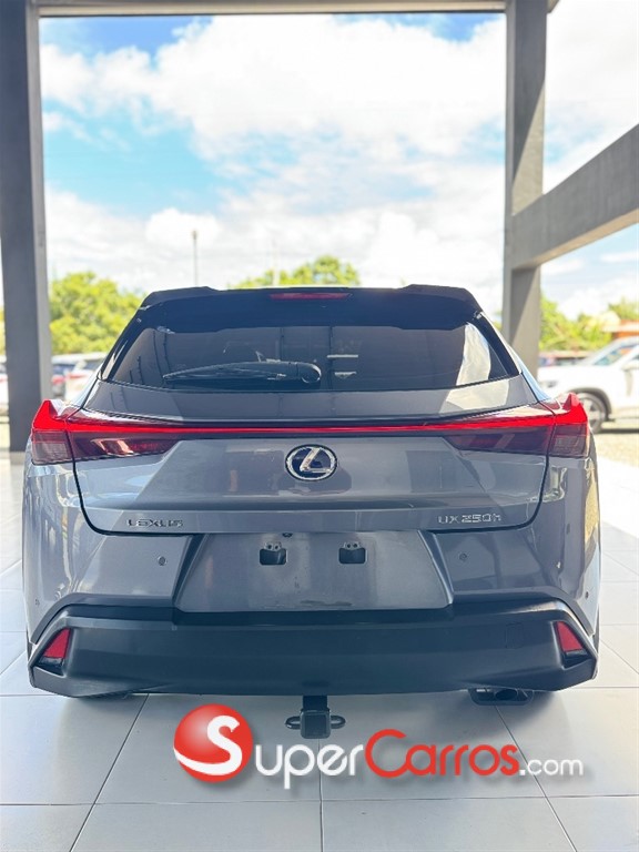 2019 Lexus UX 250 HYBRID — foto 4 / 10