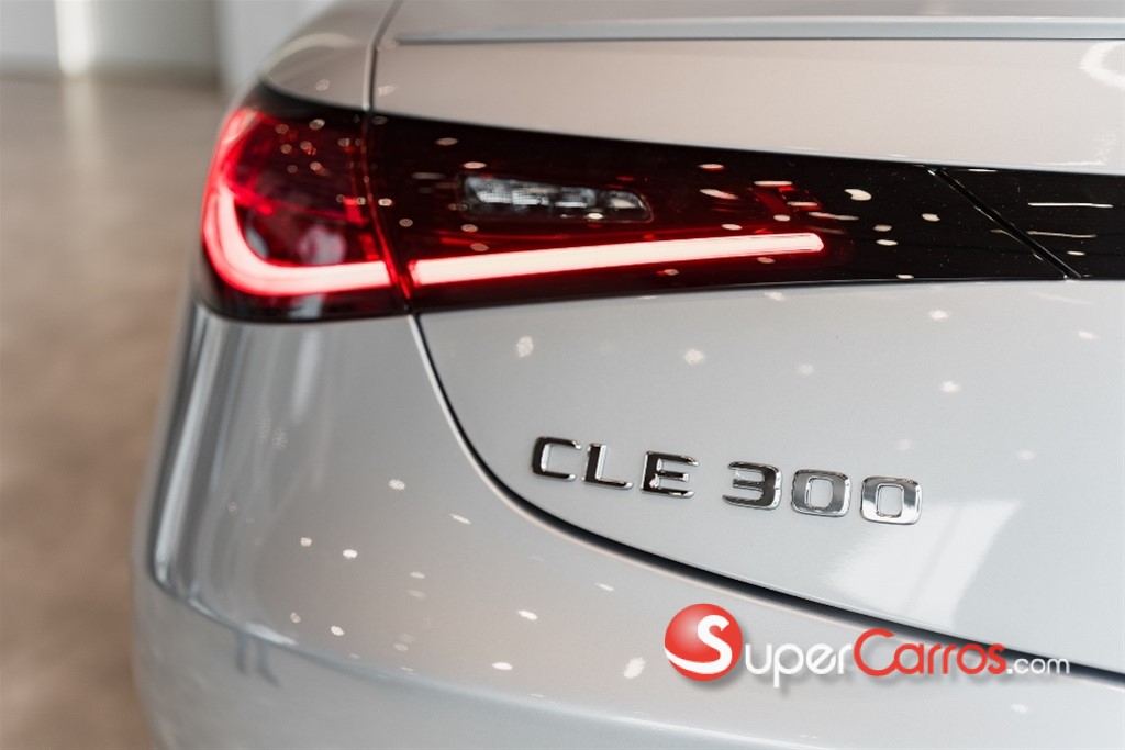 2026 Mercedes-Benz Clase CLE 300 4Matic Cabriolet — foto 7 / 12