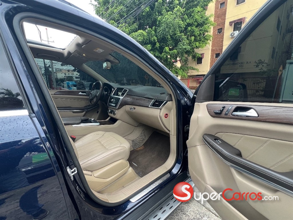 2014 Mercedes-Benz Clase GL 400 — foto 11 / 12