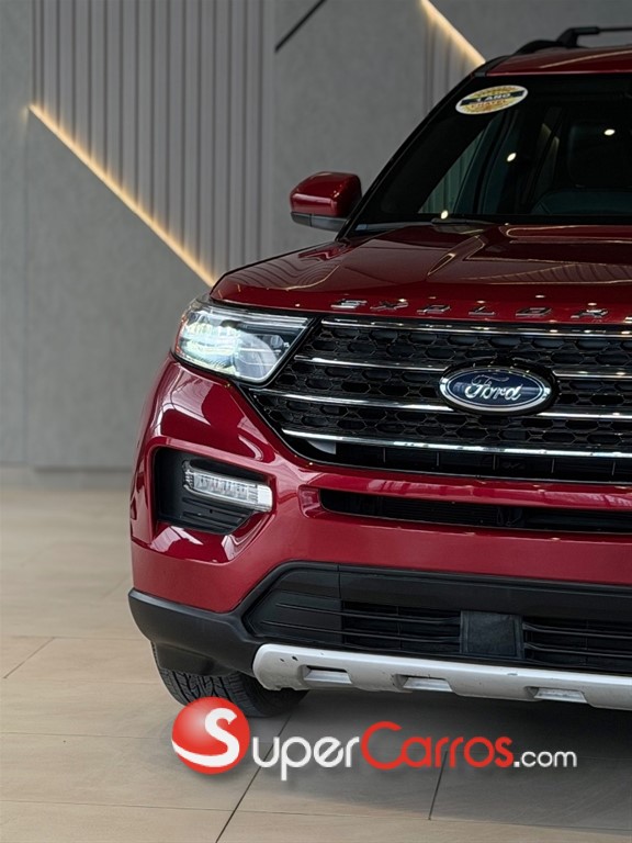 2020 Ford Explorer XLT 4WD — foto 4 / 12