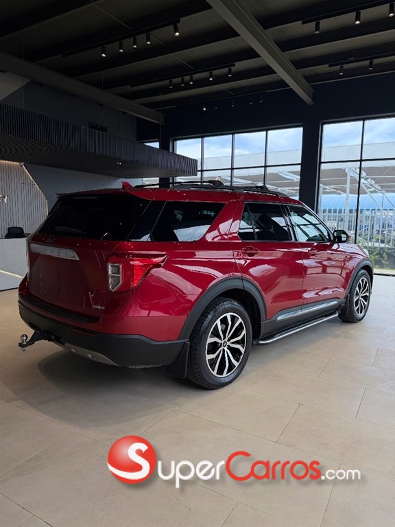 2020 Ford Explorer XLT 4WD — foto 7 / 12