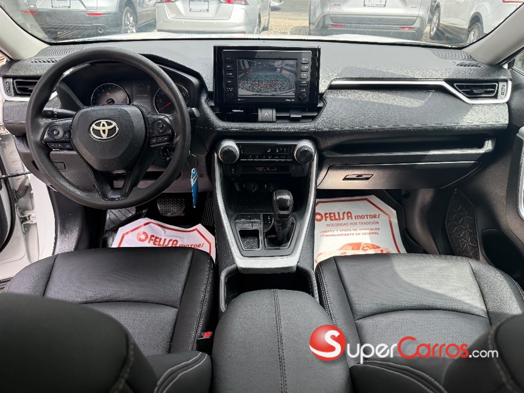 2022 Toyota RAV4 LE — foto 10 / 12