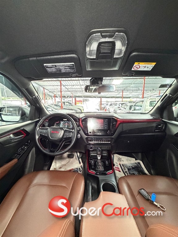 2026 Isuzu DMAX GT Limited Edition — foto 2 / 12