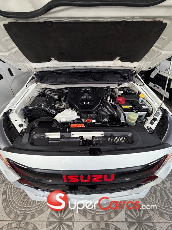 2026 Isuzu DMAX GT Limited Edition — foto 3 / 12