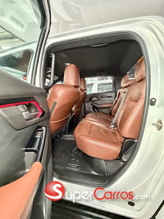 2026 Isuzu DMAX GT Limited Edition — foto 7 / 12