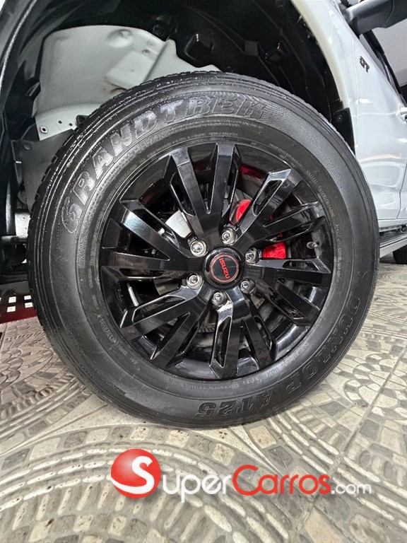 2026 Isuzu DMAX GT Limited Edition — foto 10 / 12