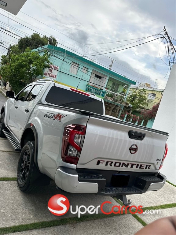 2024 Nissan Frontier Pro-4X — foto 3 / 10