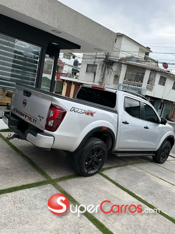 2024 Nissan Frontier Pro-4X — foto 4 / 10