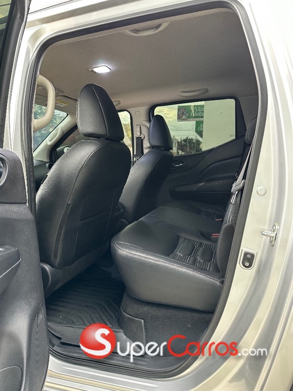 2024 Nissan Frontier Pro-4X — foto 7 / 10