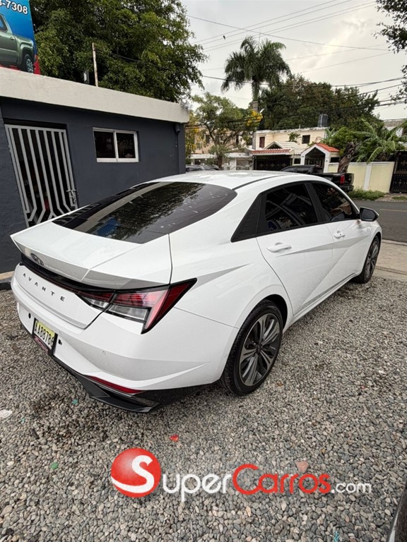 2021 Hyundai Avante Luxury — foto 11 / 11