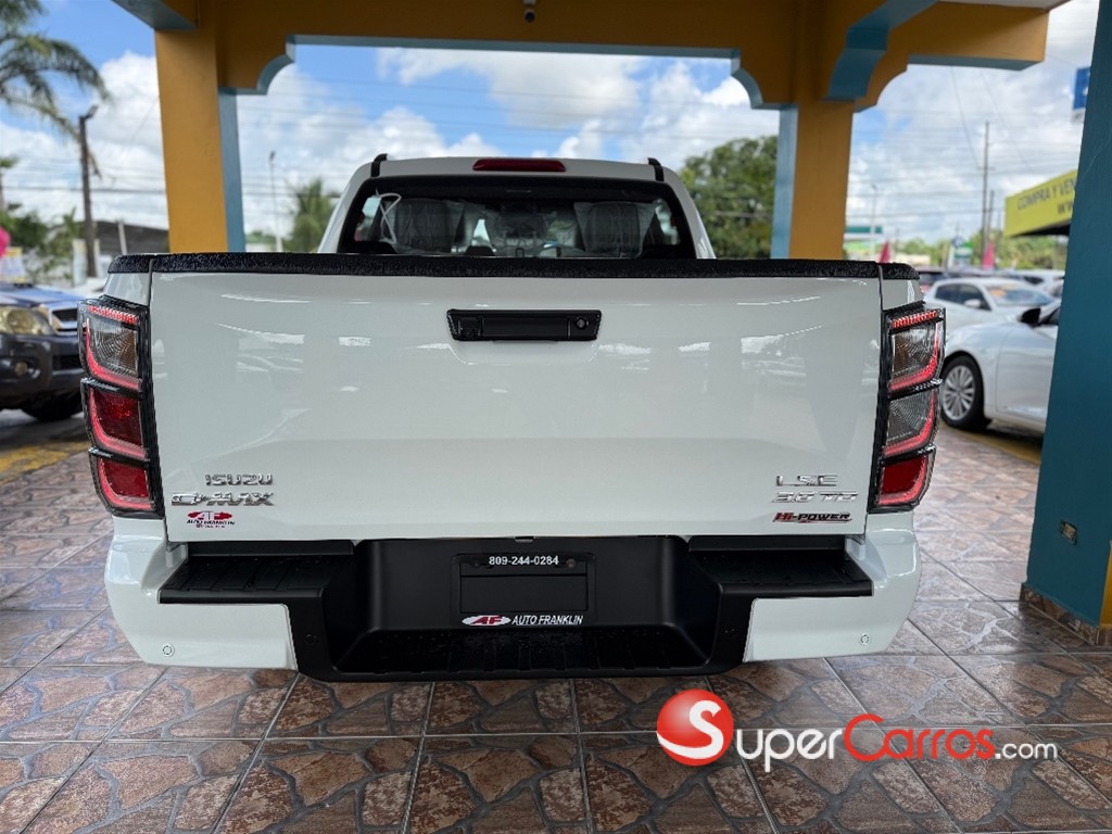2027 Isuzu DMAX LSE — foto 4 / 9