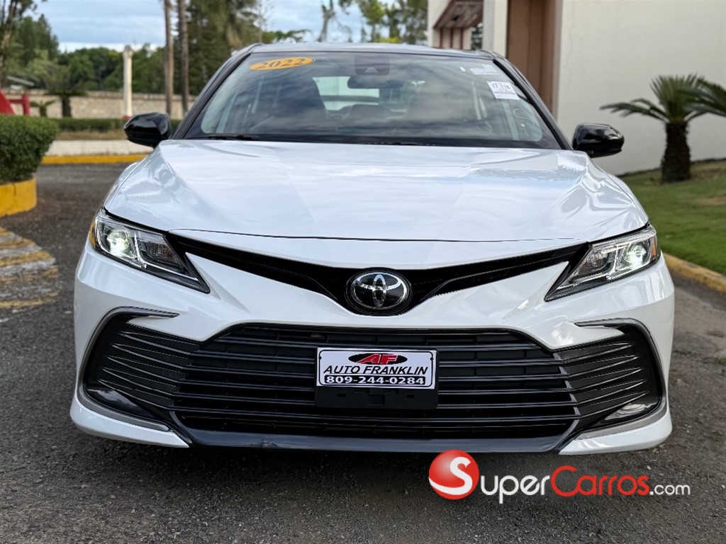 2022 Toyota Camry LE