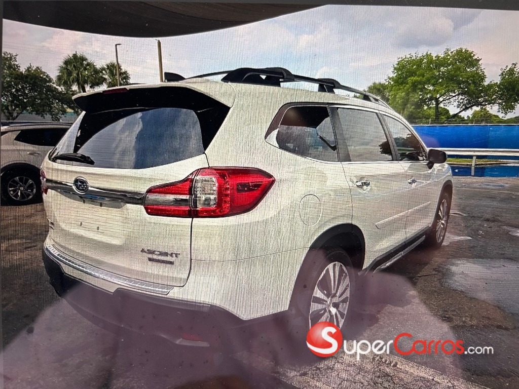 2021 Subaru Ascent Touring — foto 4 / 12