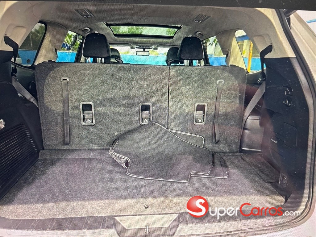 2021 Subaru Ascent Touring — foto 11 / 12