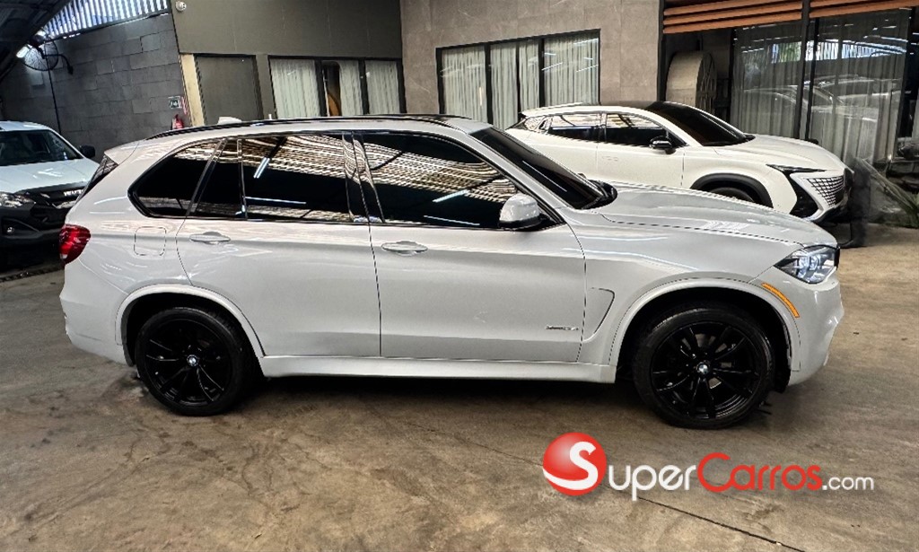 2017 BMW X 5 M Sport Package — foto 7 / 12