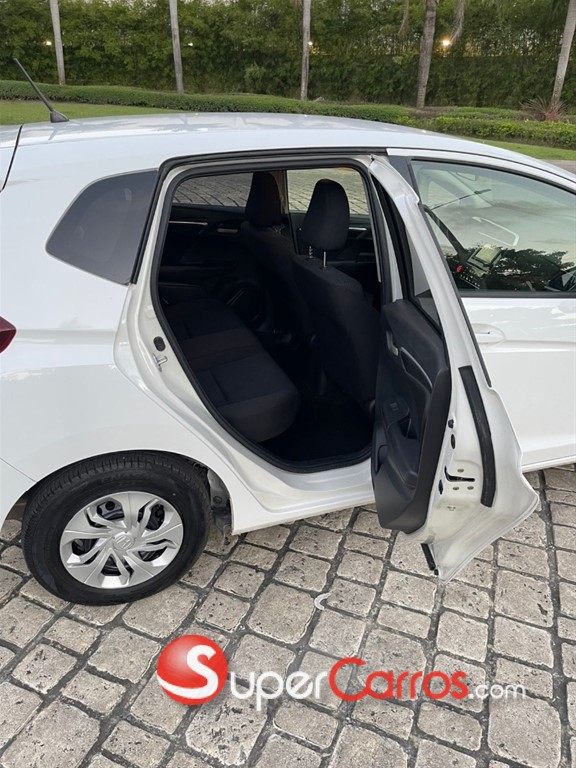 2020 Honda Fit — foto 8 / 10