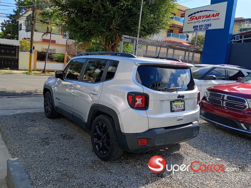 2019 Jeep Renegade Latitude — foto 6 / 7