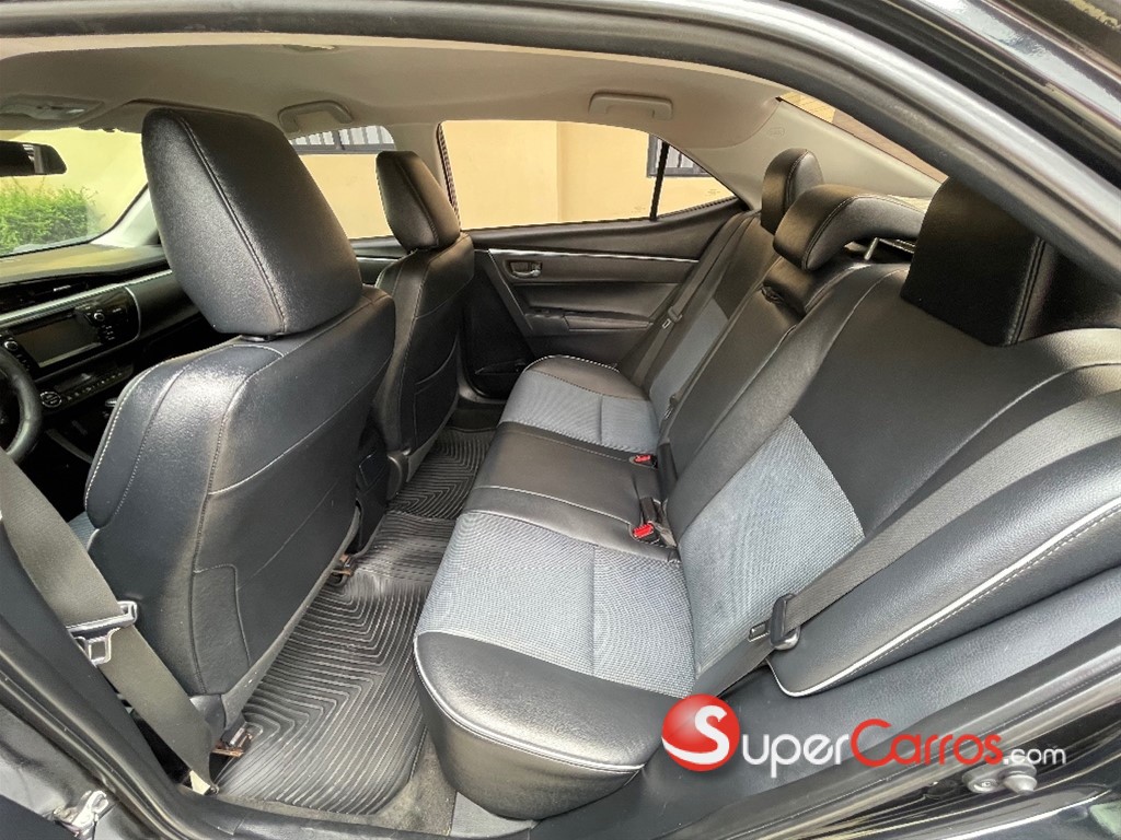 2015 Toyota Corolla S — foto 8 / 10