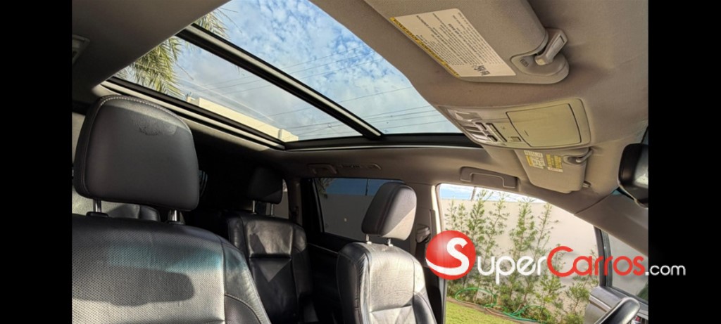 2015 Toyota Highlander Limited — foto 8 / 9