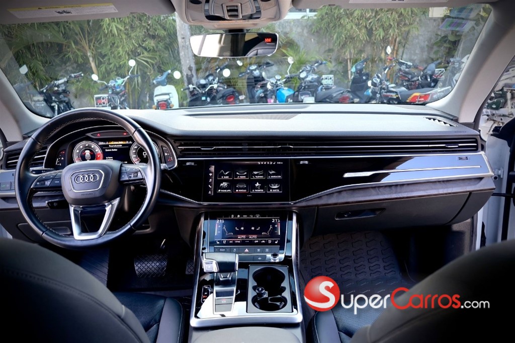 2021 Audi Q8 — foto 4 / 6