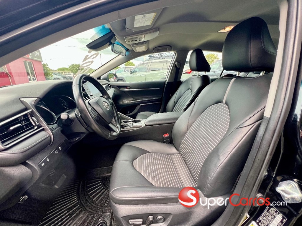 2023 Toyota Camry SE — foto 8 / 11
