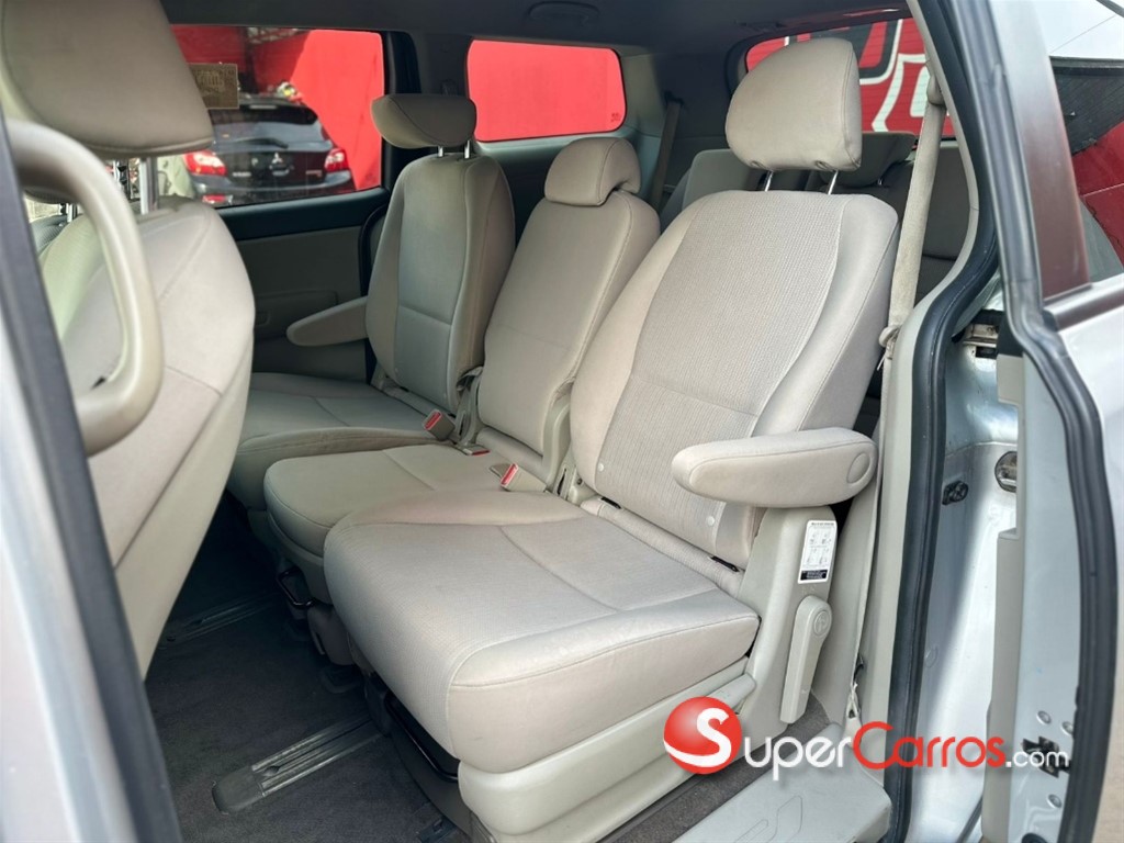 2019 Kia Sedona LX — foto 7 / 9