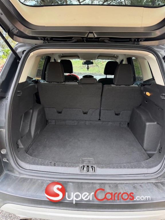2017 Ford Escape SE — foto 11 / 12