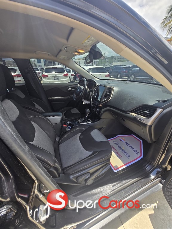2014 Jeep Cherokee Altitude — foto 9 / 10