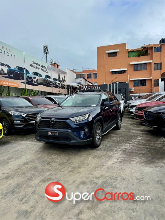 2021 Toyota RAV4 XLE