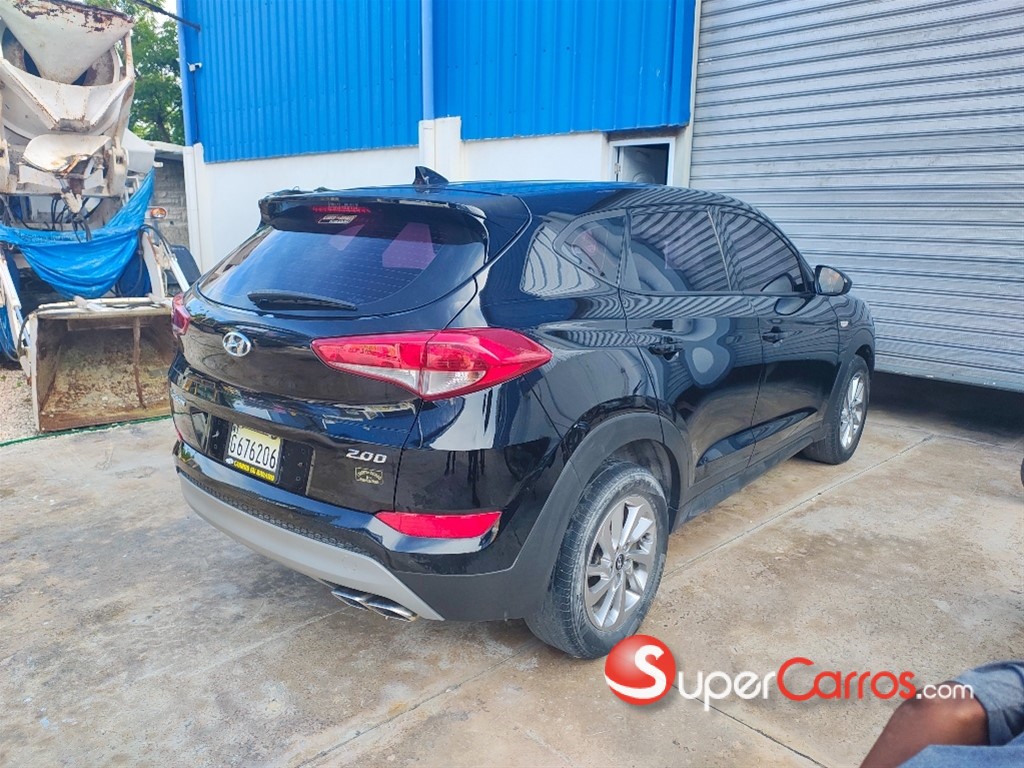 2018 Hyundai Tucson CRDi Limited — foto 9 / 11