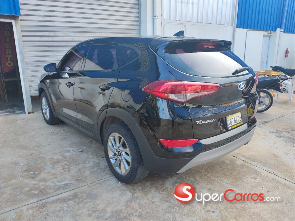 2018 Hyundai Tucson CRDi Limited — foto 10 / 11