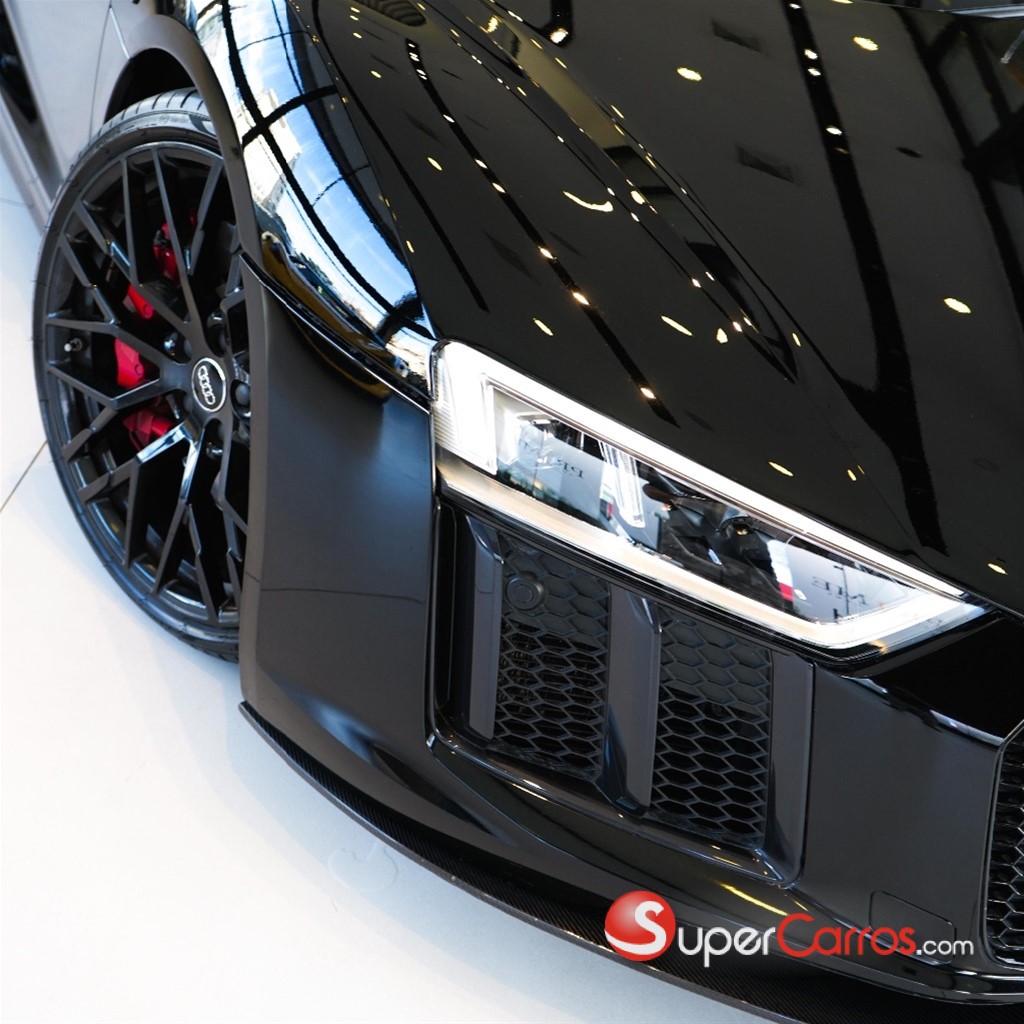 2017 Audi R8 V10 Spyder — foto 2 / 12