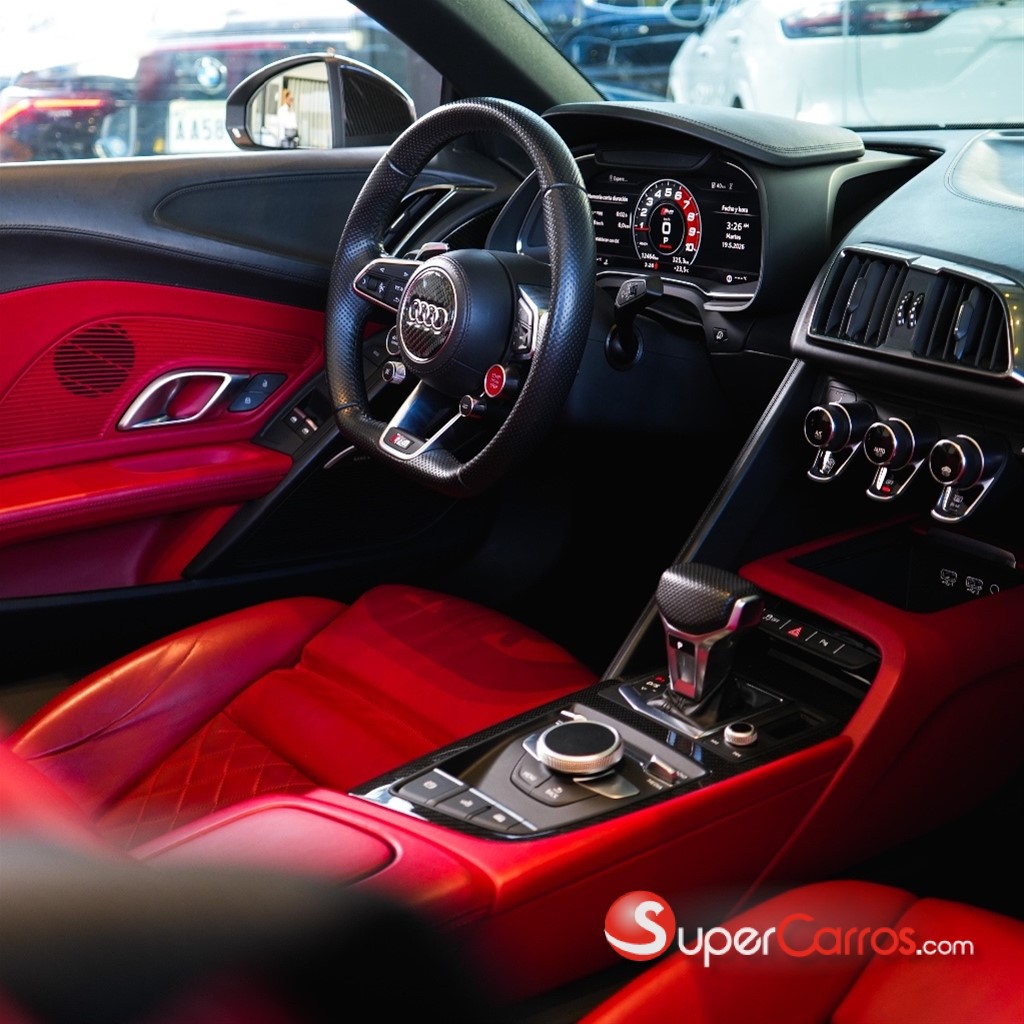 2017 Audi R8 V10 Spyder — foto 10 / 12