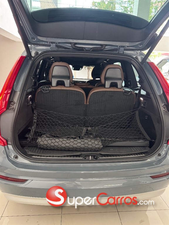 2022 Volvo XC90 Momentum B6 — foto 7 / 11