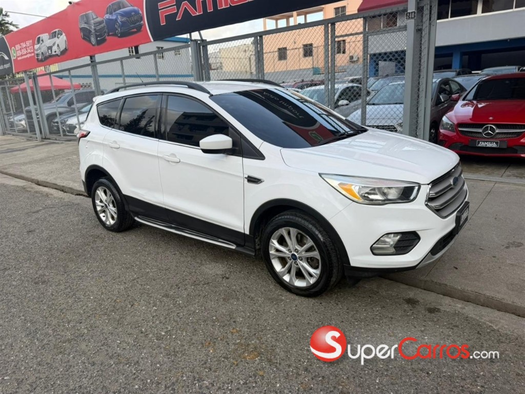 2018 Ford Escape SE Ecoboost — foto 2 / 10