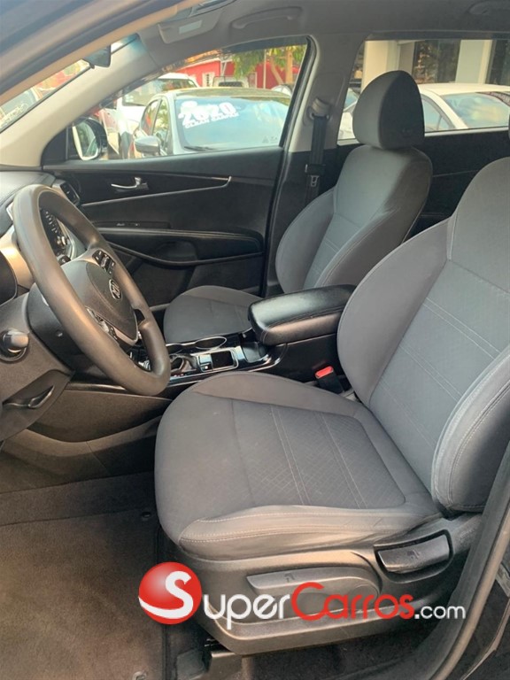 2020 Kia Sorento — foto 3 / 10