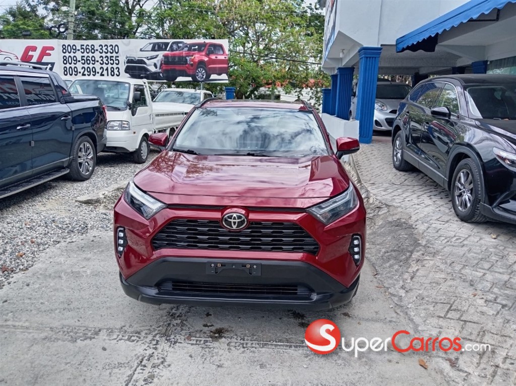 2022 Toyota RAV4 XLE — foto 3 / 11