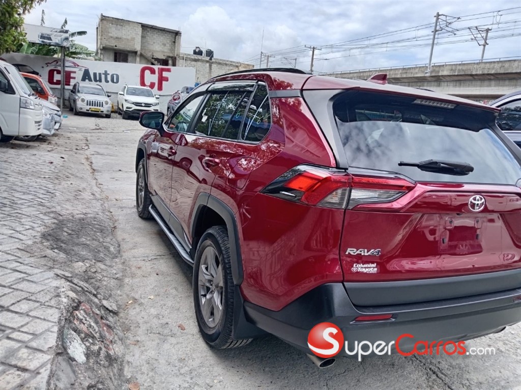 2022 Toyota RAV4 XLE — foto 5 / 11