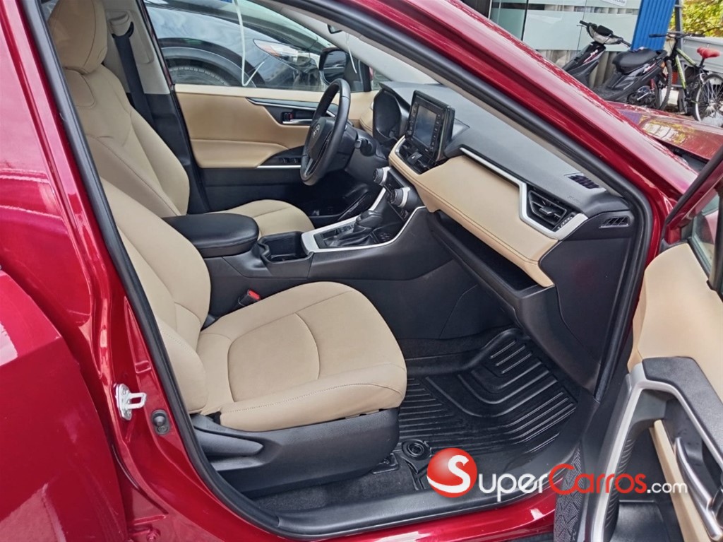 2022 Toyota RAV4 XLE — foto 8 / 11
