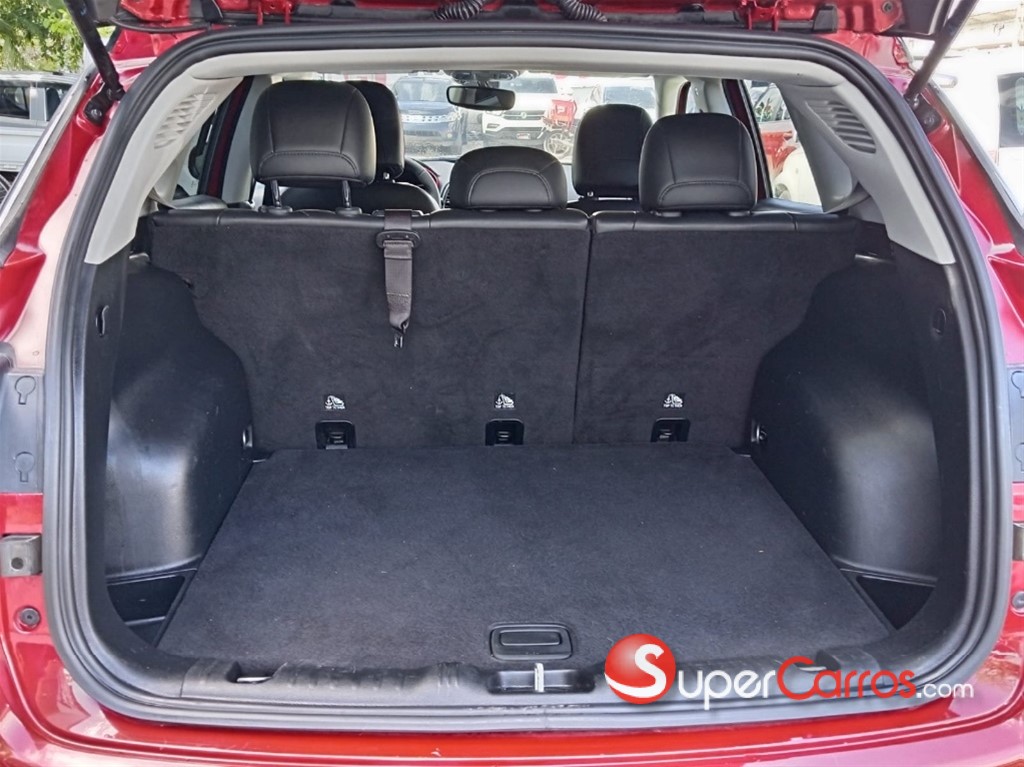 2020 Jeep Compass TrailHawk — foto 8 / 12