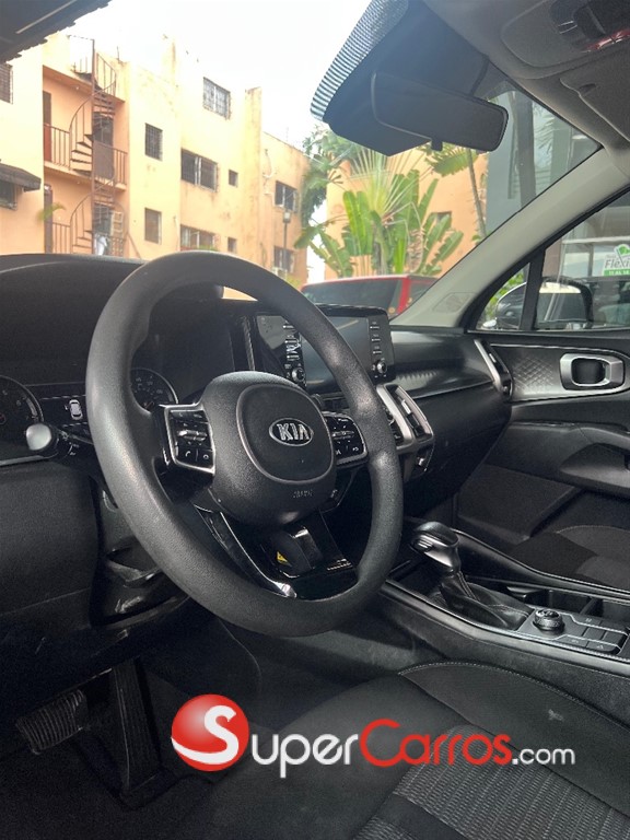 2021 Kia Sorento LX — foto 5 / 11