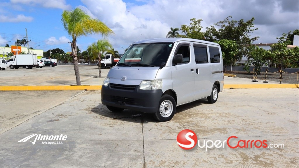 2020 Toyota Town-Ace